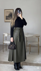 تنورة جلدية 